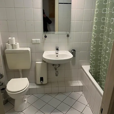 OverNight Hotel Hamburg-3